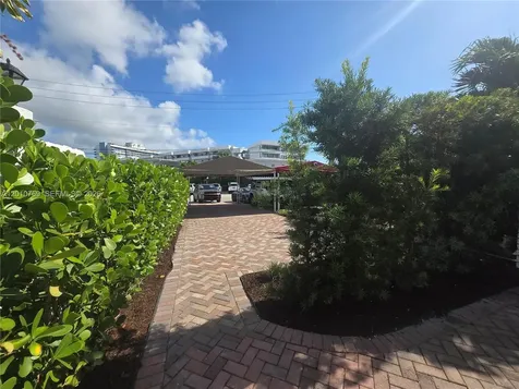 834 Raymond Street Miami Beach FL 33141