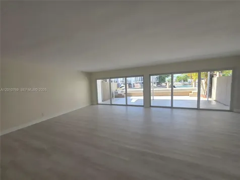 834 Raymond Street Miami Beach FL 33141