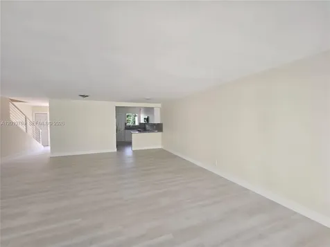 834 Raymond Street Miami Beach FL 33141