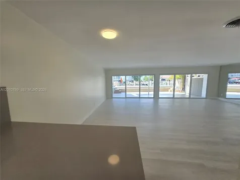 834 Raymond Street Miami Beach FL 33141