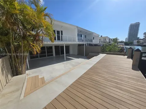 834 Raymond Street Miami Beach FL 33141