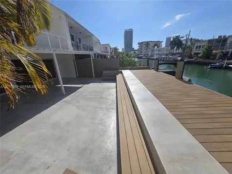 834 Raymond Street Miami Beach FL 33141