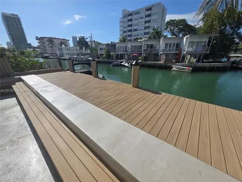 834 Raymond Street Miami Beach FL 33141