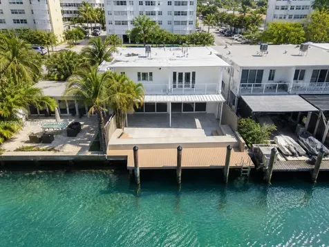 834 Raymond Street Miami Beach FL 33141