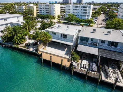834 Raymond Street Miami Beach FL 33141