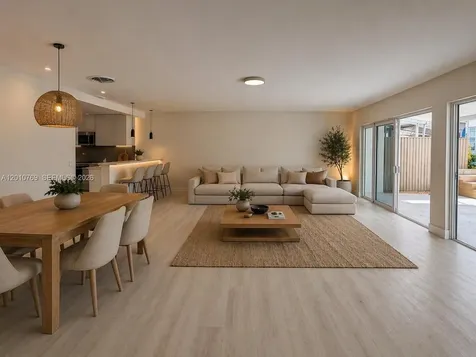 834 Raymond Street Miami Beach FL 33141