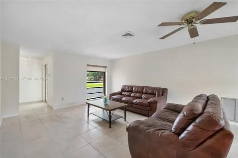 18535 SW 90th Court Cutler Bay FL 33157