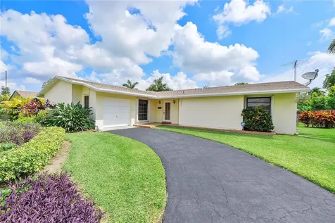18535 SW 90th Court Cutler Bay FL 33157