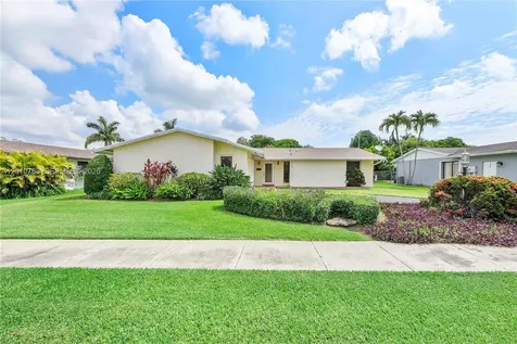 18535 SW 90th Court Cutler Bay FL 33157