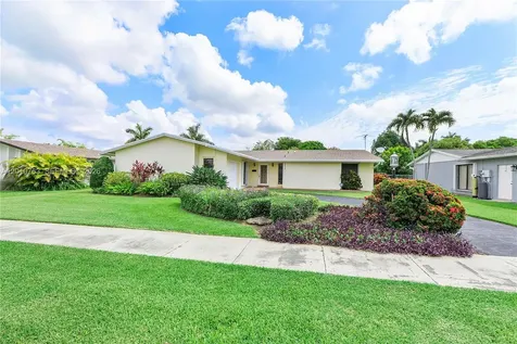 18535 SW 90th Court Cutler Bay FL 33157
