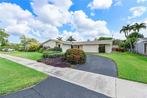 18535 SW 90th Court Cutler Bay FL 33157