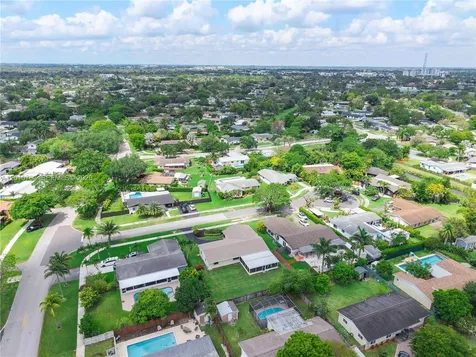 18535 SW 90th Court Cutler Bay FL 33157