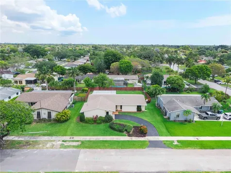 18535 SW 90th Court Cutler Bay FL 33157