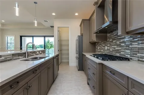11170 NW 82nd Place Parkland FL 33076