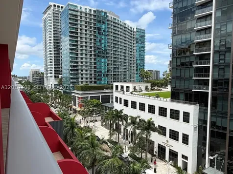 90 NE 32 Miami FL 33137