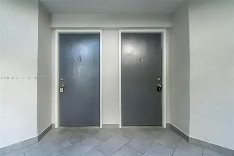 9431 Fontainebleau Boulevard Miami FL 33172