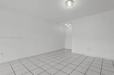 9431 Fontainebleau Boulevard Miami FL 33172