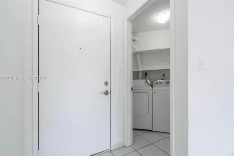 9431 Fontainebleau Boulevard Miami FL 33172