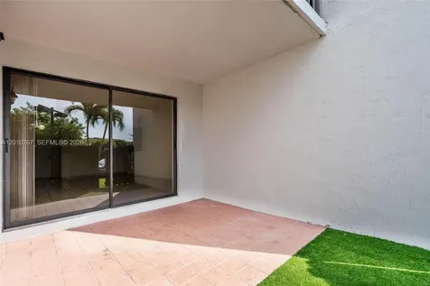 9431 Fontainebleau Boulevard Miami FL 33172
