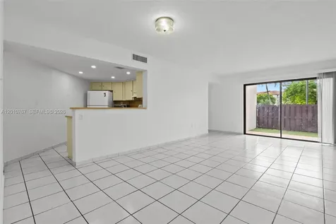 9431 Fontainebleau Boulevard Miami FL 33172