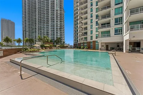 350 S Miami Avenue Miami FL 33130