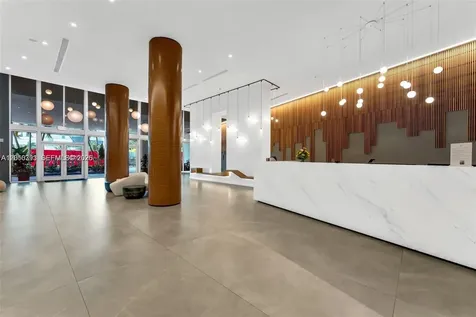 350 S Miami Avenue Miami FL 33130
