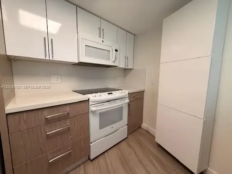 2415 NW 16th Street Road Miami FL 33125