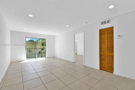 618 Euclid Avenue Miami Beach FL 33139