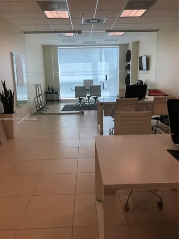 175 SW 7th Street Miami FL 33130