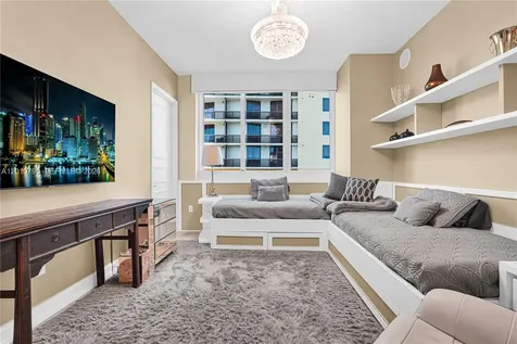 16051 Collins Avenue Sunny Isles Beach FL 33160