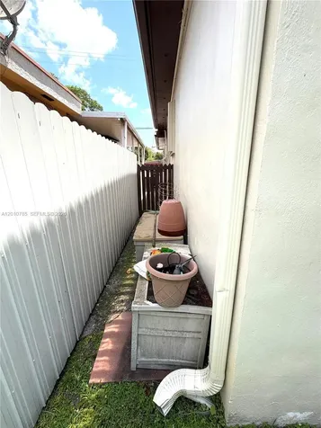 1840 SW 29th Avenue Miami FL 33145