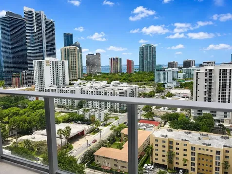 1010 SW 2nd Avenue Miami FL 33130