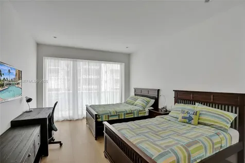 10101 Collins Avenue Bal Harbour FL 33154