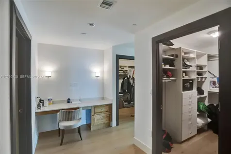 10101 Collins Avenue Bal Harbour FL 33154