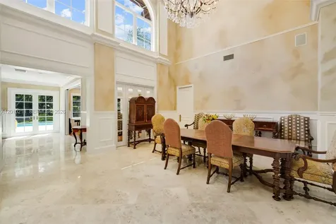 6905 SW 75th Avenue Miami FL 33143