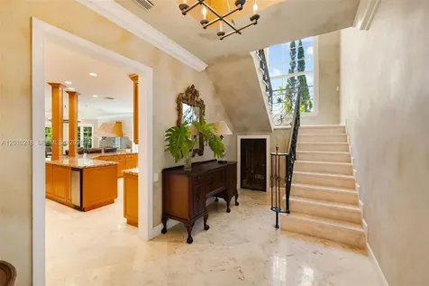 6905 SW 75th Avenue Miami FL 33143