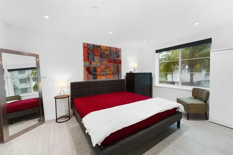 1460 Ocean Drive Miami Beach FL 33139