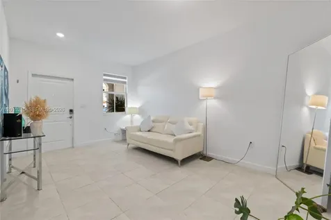 Miami FL 33167