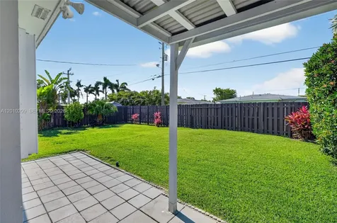 234 SE 3rd Terrace Dania Beach FL 33004
