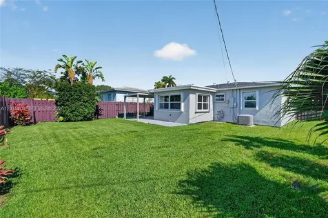 234 SE 3rd Terrace Dania Beach FL 33004