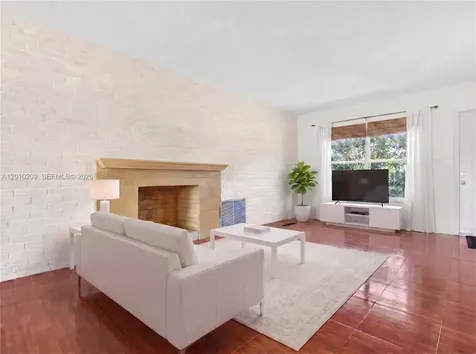 234 SE 3rd Terrace Dania Beach FL 33004
