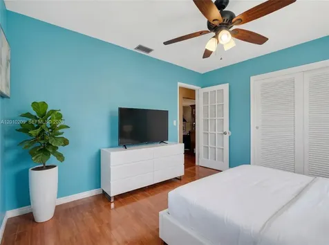 234 SE 3rd Terrace Dania Beach FL 33004