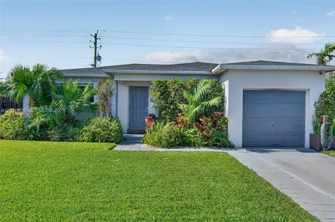 234 SE 3rd Terrace Dania Beach FL 33004