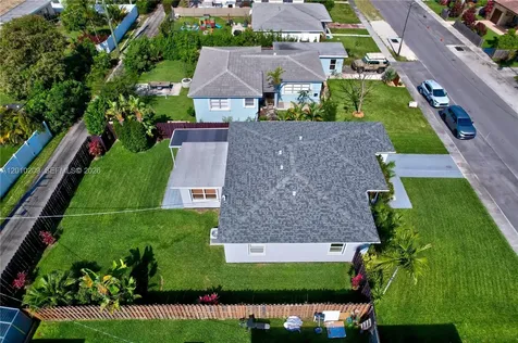 234 SE 3rd Terrace Dania Beach FL 33004