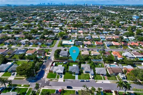234 SE 3rd Terrace Dania Beach FL 33004