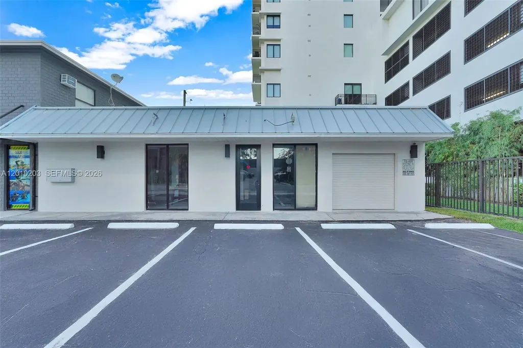 24 NE 1st Avenue Dania Beach FL 33004