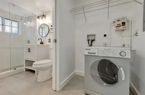 345 Michigan Avenue Miami Beach FL 33139