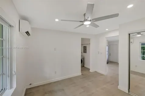 345 Michigan Avenue Miami Beach FL 33139