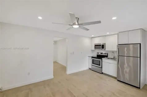 345 Michigan Avenue Miami Beach FL 33139