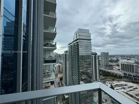 851 NE 1st Avenue Miami FL 33132